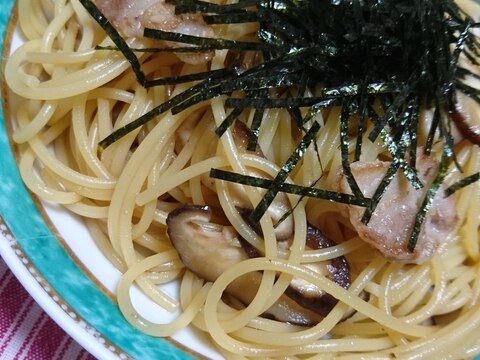 椎茸と豚肉の和風パスタ